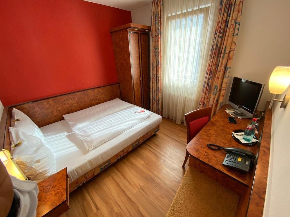 פרנקפורט Hotel Miramar Am Roemer מראה חיצוני תמונה
