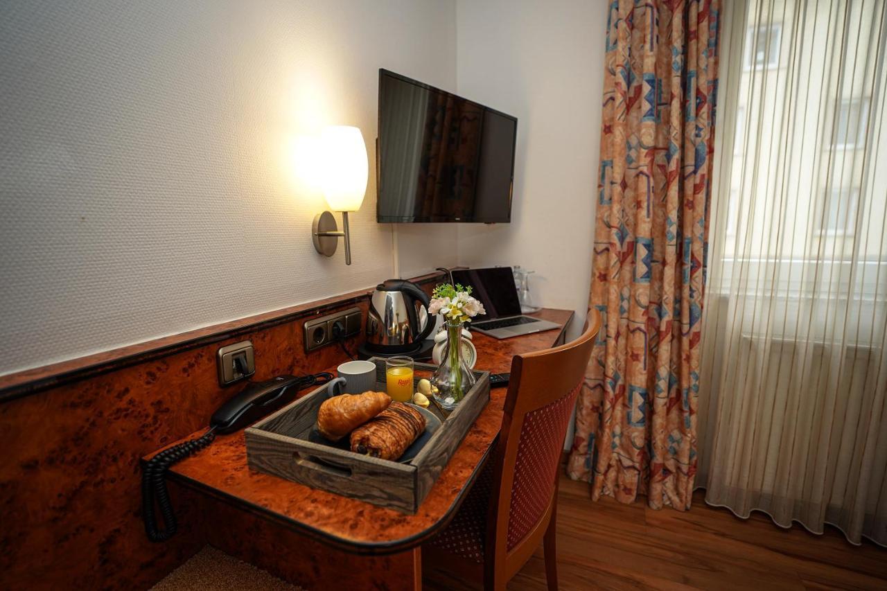 פרנקפורט Hotel Miramar Am Roemer מראה חיצוני תמונה