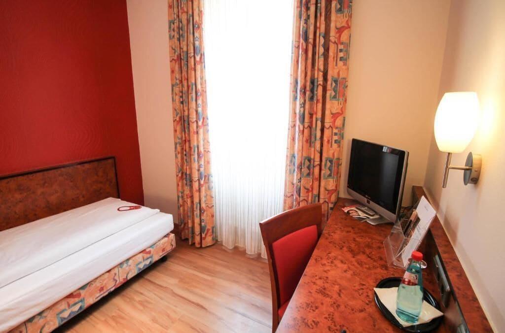 פרנקפורט Hotel Miramar Am Roemer מראה חיצוני תמונה